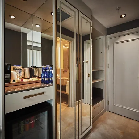 The Hotels, Galata מלון 4*